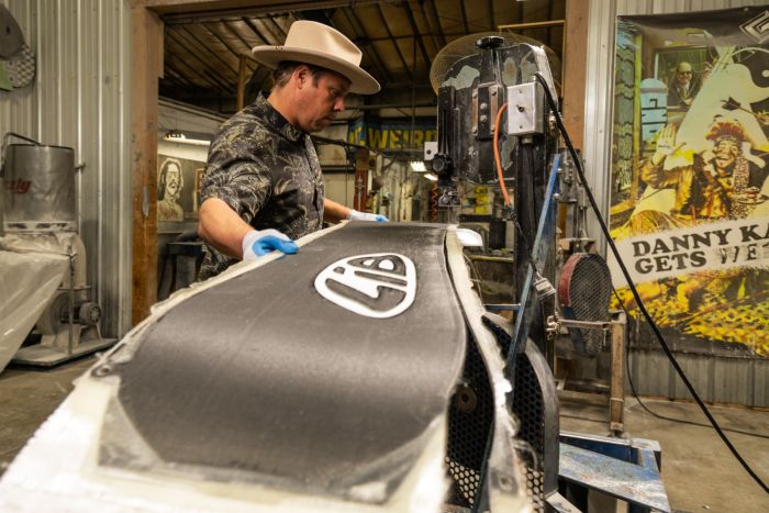 LIB TECH ORCA MEN'S SNOWBOARD 2025