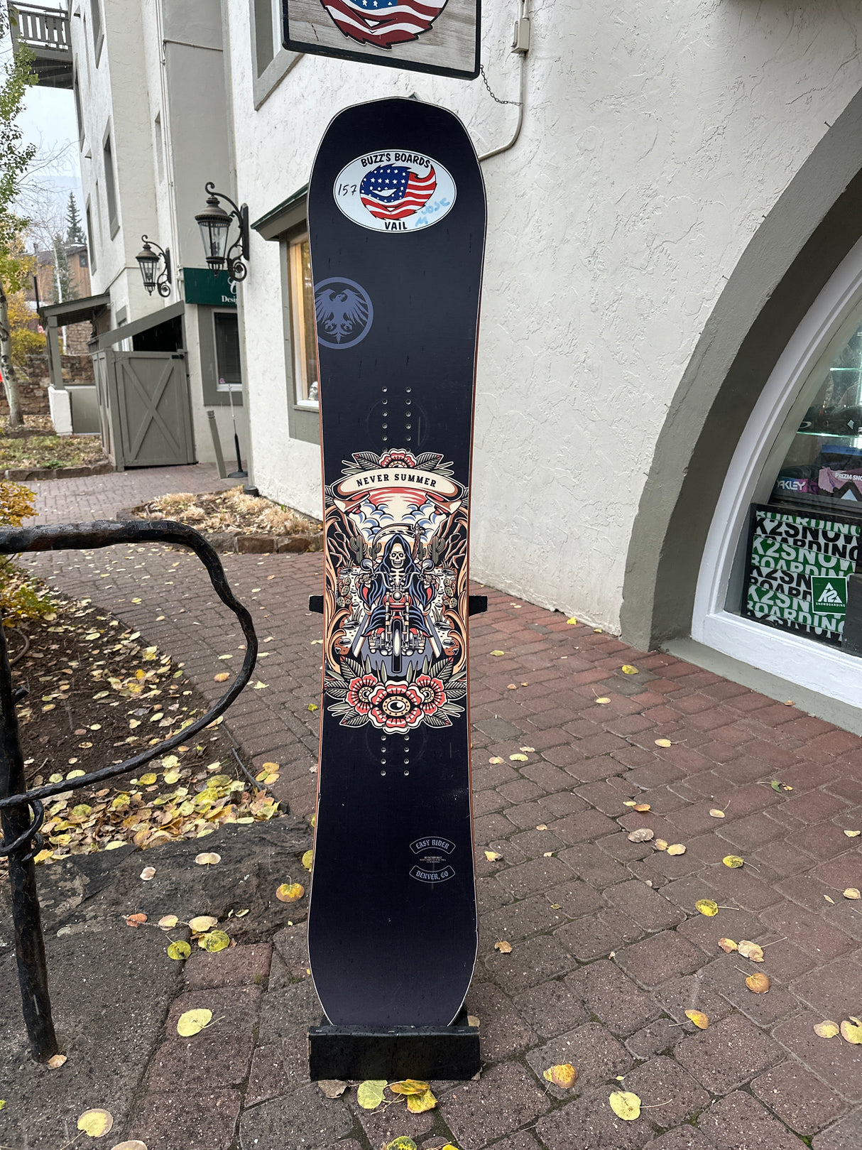 NEVER SUMMER Easy Rider SNOWBOARD USED DEMO BOARD 2025