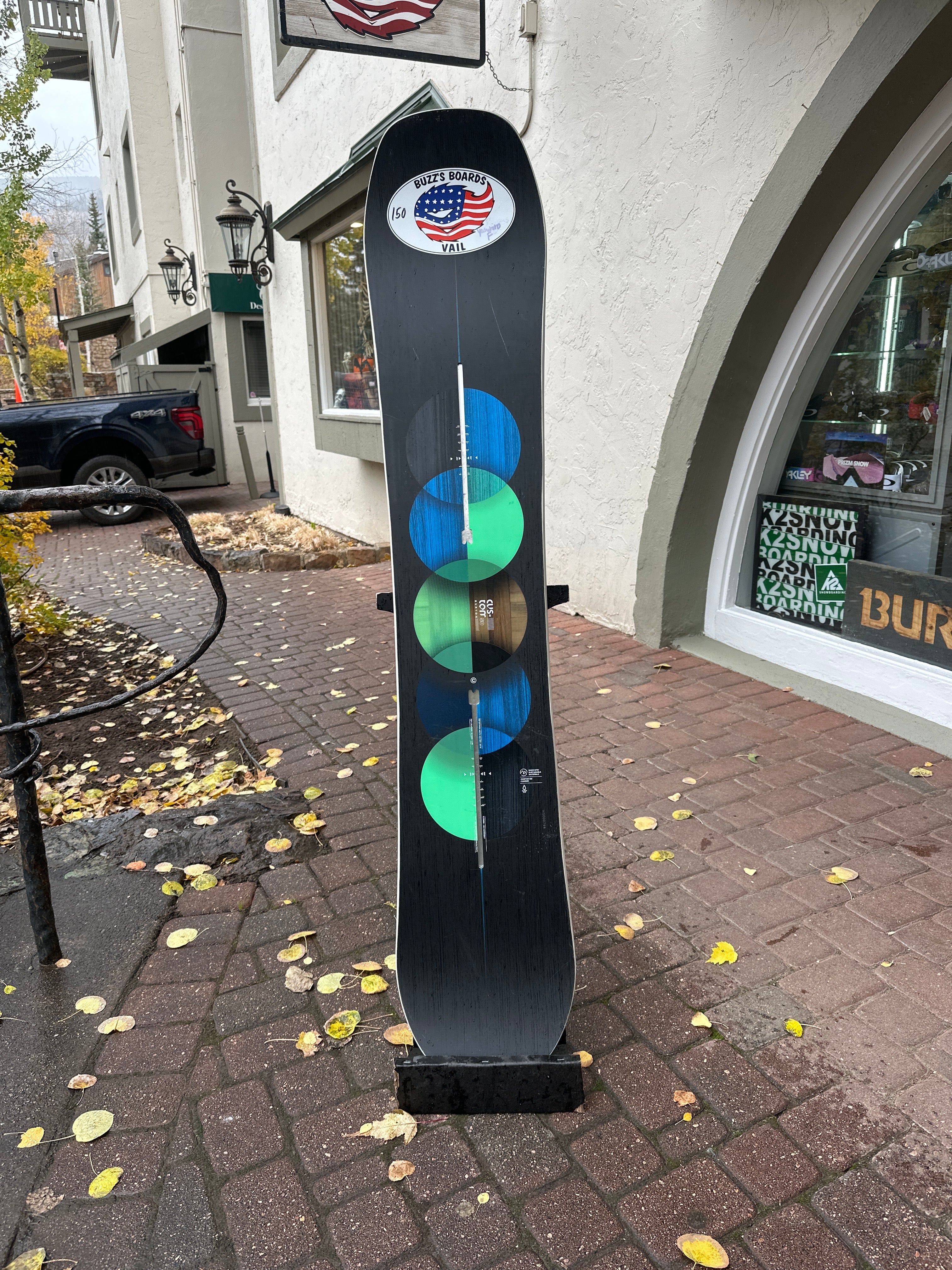 BURTON CUSTOM SNOWBOARD USED DEMO BOARD 2025 – Buzz's Boards