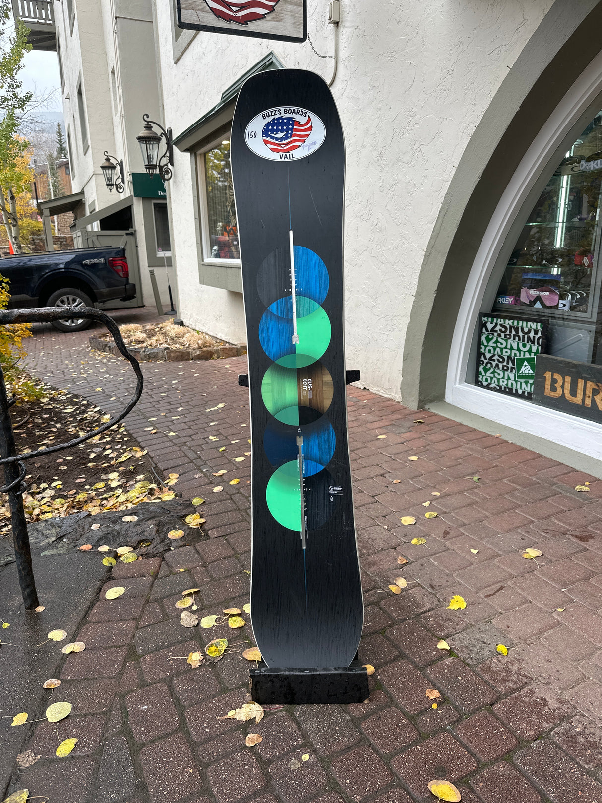 BURTON CUSTOM SNOWBOARD USED DEMO BOARD 2025