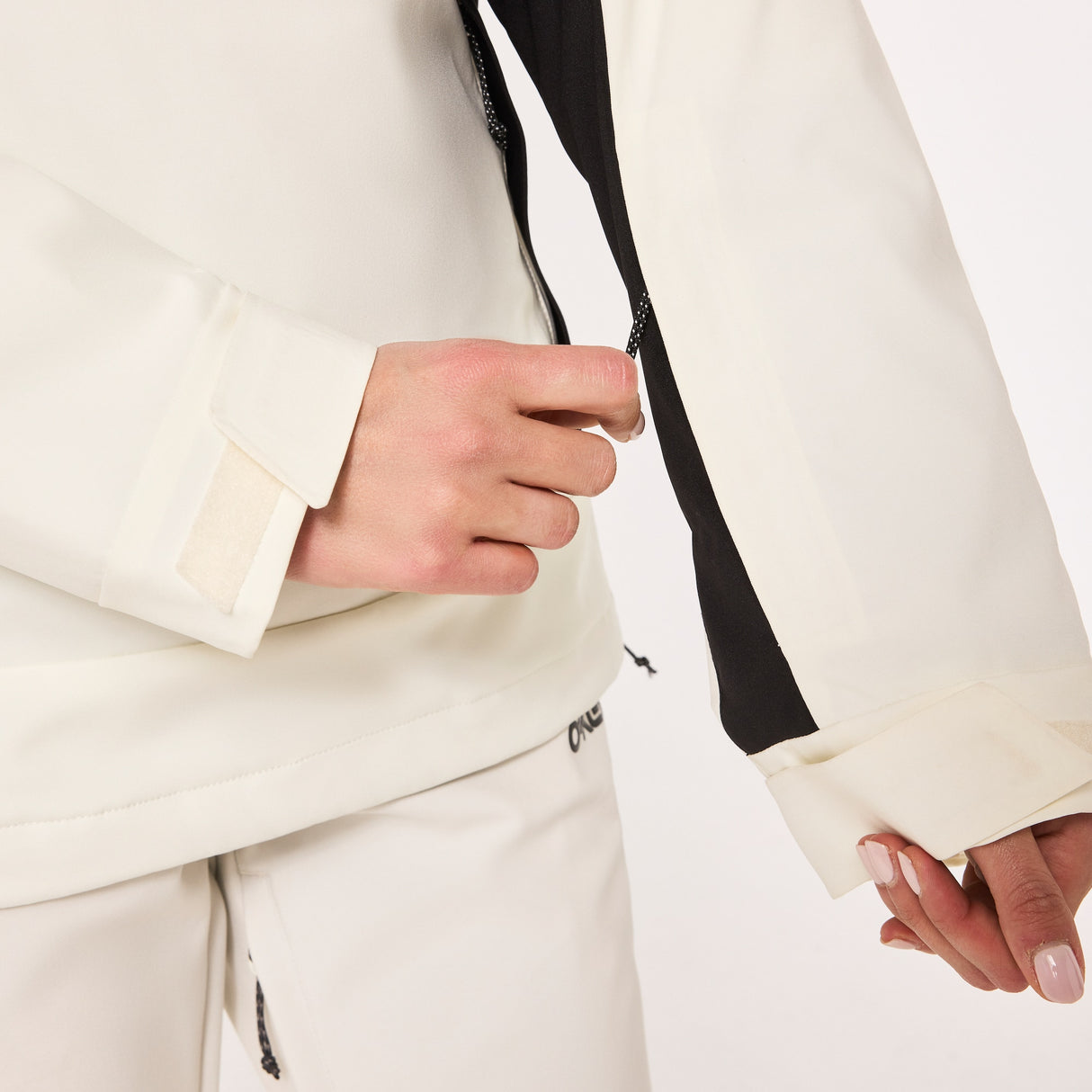 OAKLEY TNP TBT INSULATED WOMEN’S ANORAK JACKET 2026