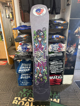 NEVER SUMMER LLAMA SNOWBOARD DBD 2026